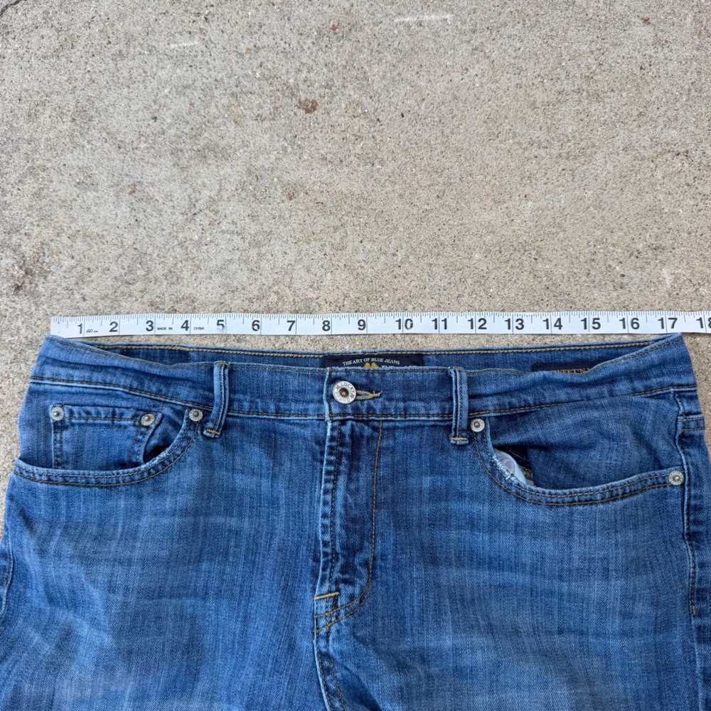 Lucky Brand Sweet N Low Bootcut Jeans Womens 16/33 Medium Wash Blue Low Rise - Picture 8 of 11